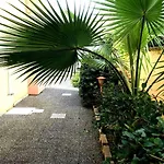 Con Giardino Sul Mare Appartement